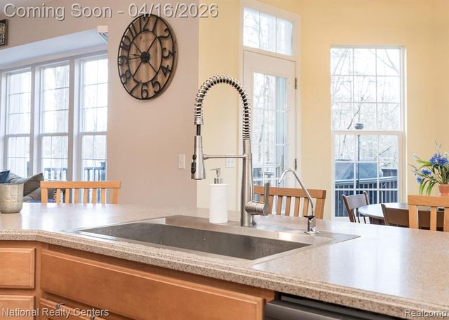 10219 Mill Pointe Drive, Goodrich, MI 48438