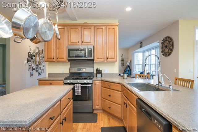 10219 Mill Pointe Drive, Goodrich, MI 48438