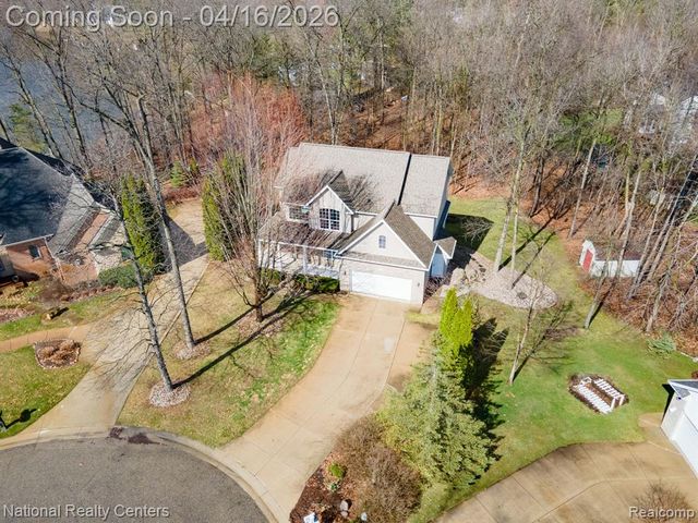 10219 Mill Pointe Drive, Goodrich, MI 48438