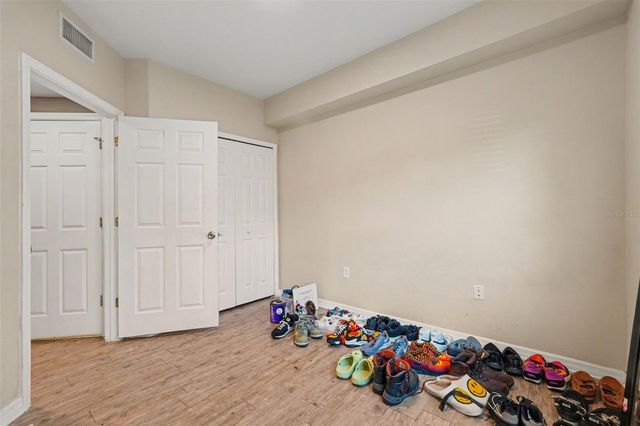 9517 AMBERDALE COURT 102, Riverview, FL 33578