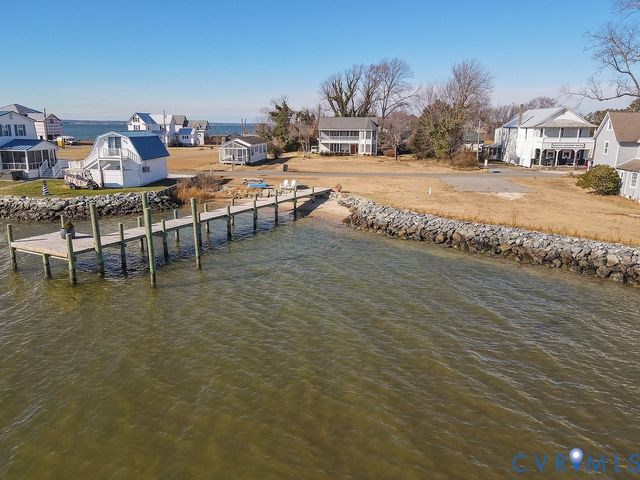 6608 Morattico Rd, Lancaster, VA 22523