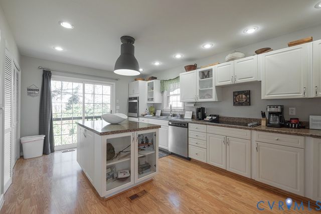 6608 Morattico Rd, Lancaster, VA 22523