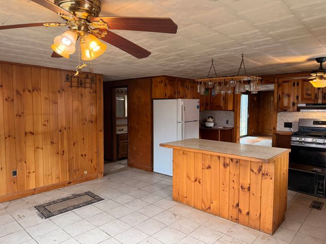 846 New Boston Road, St. Johnsbury, VT 05819