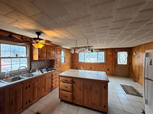 846 New Boston Road, St. Johnsbury, VT 05819