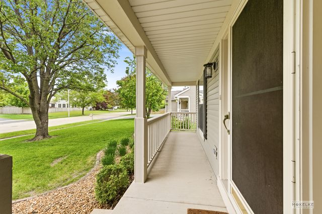 6102 Pheasant Ridge Drive, Plainfield, IL 60586