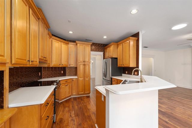 3526 NW 18TH AVENUE, Gainesville, FL 32605