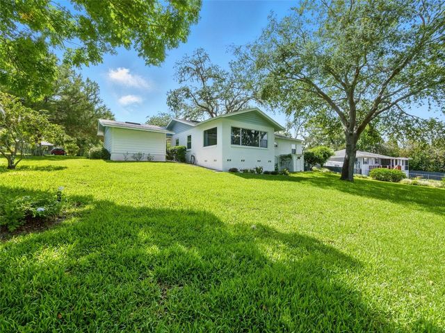 1426 CRESTVIEW DRIVE, Mount Dora, FL 32757