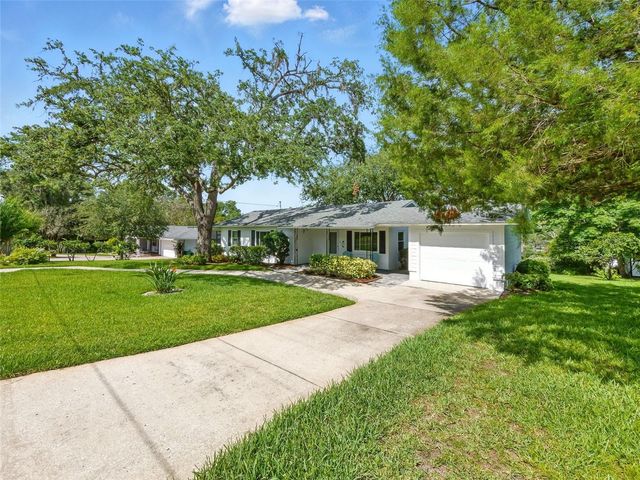 1426 CRESTVIEW DRIVE, Mount Dora, FL 32757