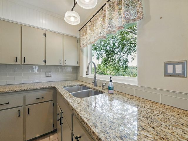 1426 CRESTVIEW DRIVE, Mount Dora, FL 32757