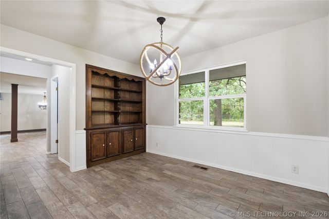 971 Wood Lake Drive, Sand Springs, OK 74063