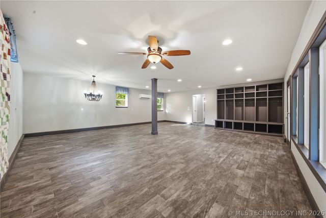 971 Wood Lake Drive, Sand Springs, OK 74063