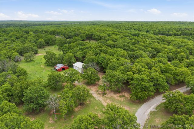 971 Wood Lake Drive, Sand Springs, OK 74063