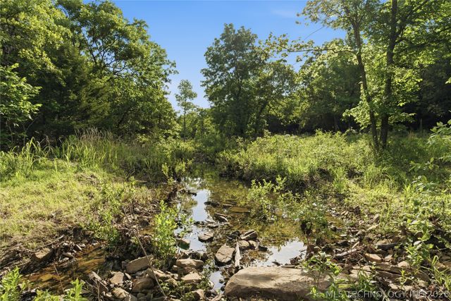 971 Wood Lake Drive, Sand Springs, OK 74063