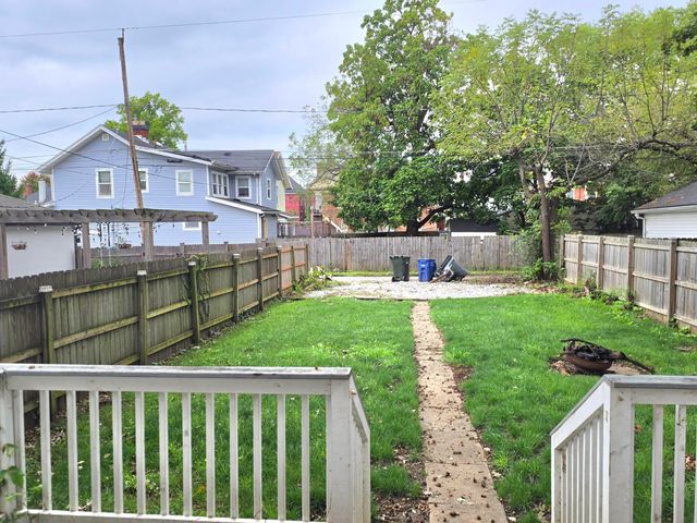 851 Linwood Avenue, Columbus, OH 43206