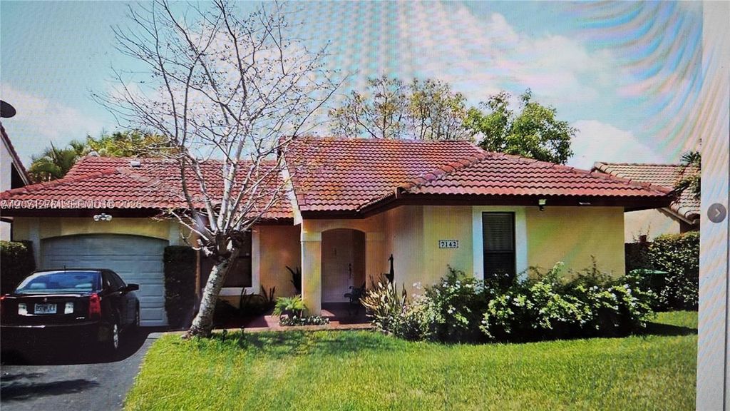 7142 SW 103rd Ct Circle, Miami, FL 33173