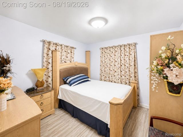 12021 Buffalo Street, Hamtramck, MI 48212