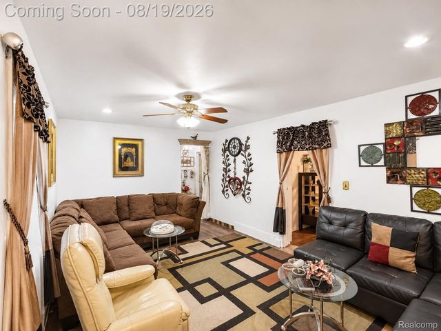 12021 Buffalo Street, Hamtramck, MI 48212