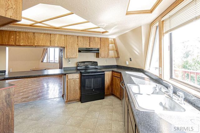 7260 E Valco Drive, Idaho Falls, ID 83401