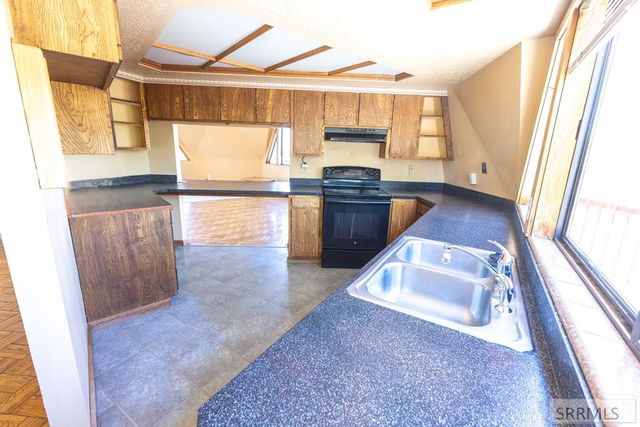 7260 E Valco Drive, Idaho Falls, ID 83401