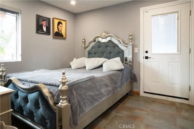 6930 Balcom, Reseda, CA 91335