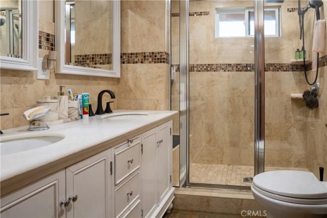 6930 Balcom, Reseda, CA 91335