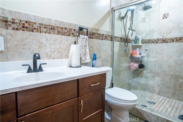 6930 Balcom, Reseda, CA 91335