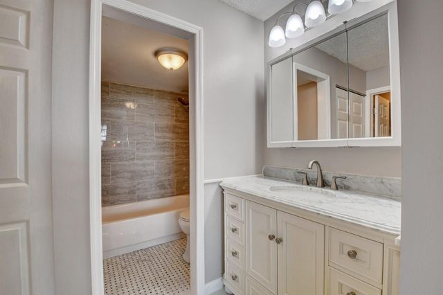 5500 NW 2nd Avenue 418, Boca Raton, FL 33487