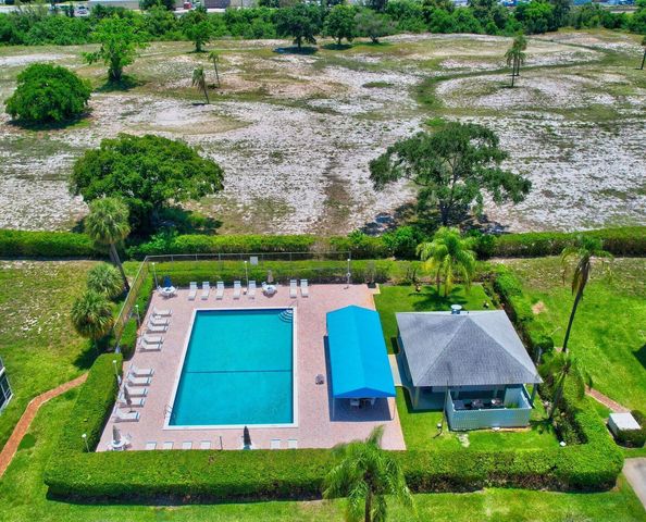 5500 NW 2nd Avenue 418, Boca Raton, FL 33487