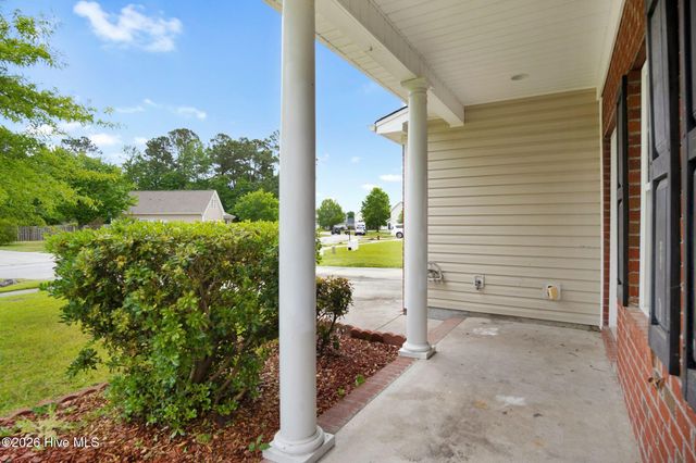 413 Little Creek Court, Jacksonville, NC 28546