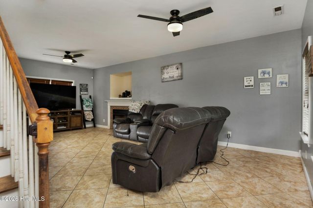 413 Little Creek Court, Jacksonville, NC 28546