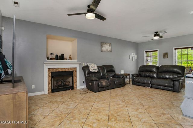 413 Little Creek Court, Jacksonville, NC 28546