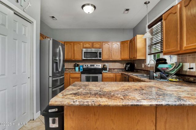 413 Little Creek Court, Jacksonville, NC 28546