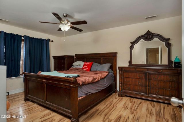 413 Little Creek Court, Jacksonville, NC 28546