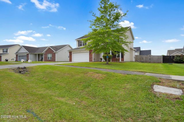413 Little Creek Court, Jacksonville, NC 28546