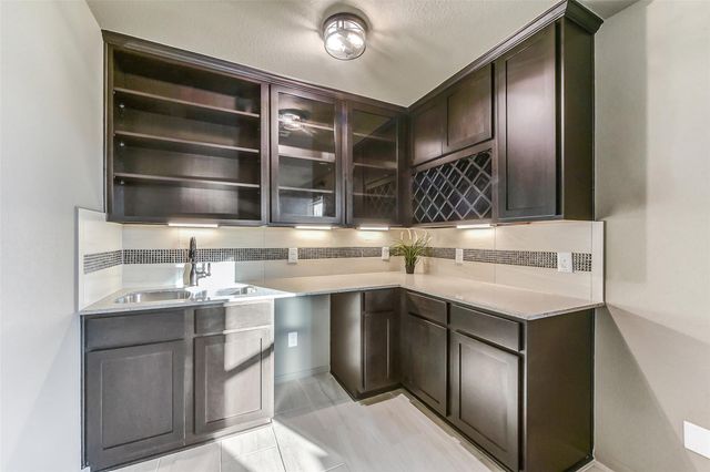 2802 Afton Drive, Pearland, TX 77581