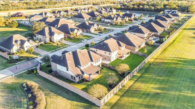 2802 Afton Drive, Pearland, TX 77581