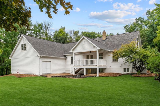 5735 Grant Lorenz Road, Shorewood, MN 55331