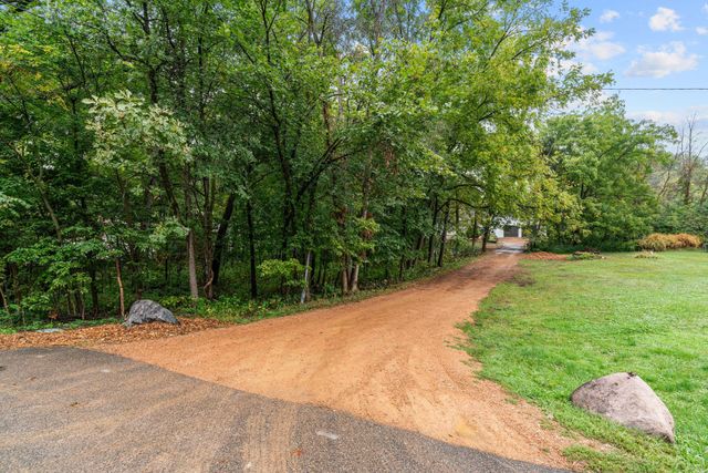 5735 Grant Lorenz Road, Shorewood, MN 55331