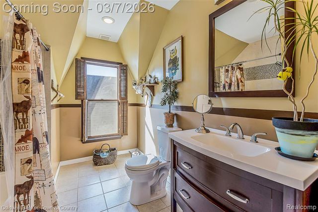 1890 Hidden Valley Road, Howell, MI 48843