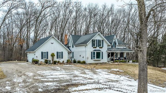 1890 Hidden Valley Road, Howell, MI 48843
