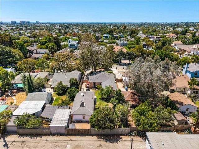 3570 Colonial Avenue, Los Angeles, CA 90066