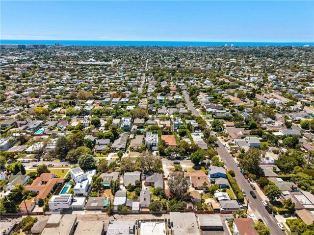 3570 Colonial Avenue, Los Angeles, CA 90066