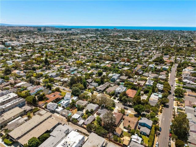 3570 Colonial Avenue, Los Angeles, CA 90066
