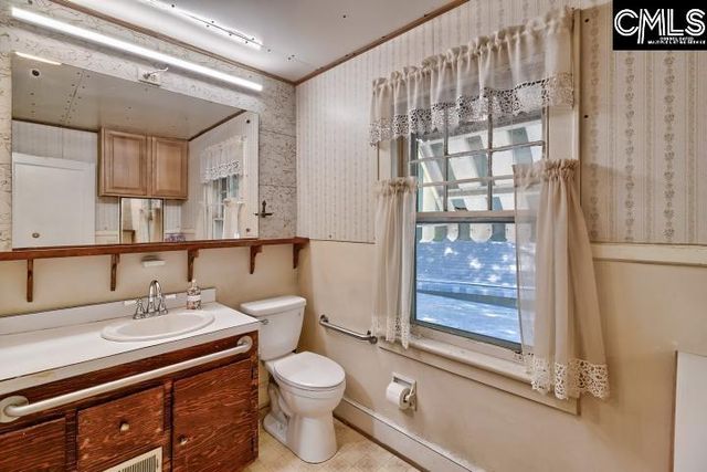 421 Waccamaw Avenue, Columbia, SC 29205