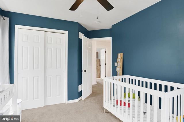 54 WOODMYRE LN, Enola, PA 17025