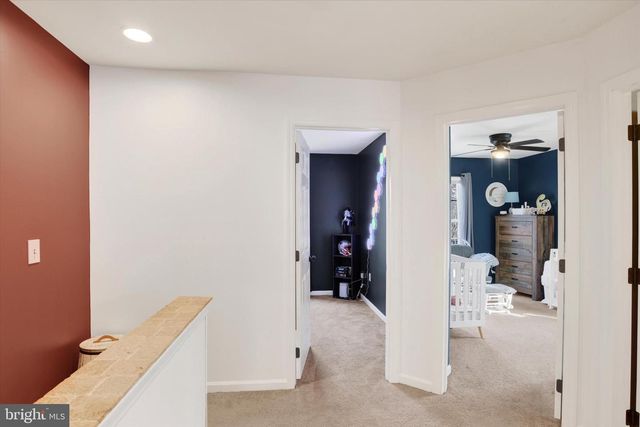 54 WOODMYRE LN, Enola, PA 17025