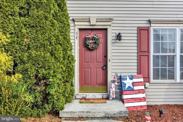 54 WOODMYRE LN, Enola, PA 17025