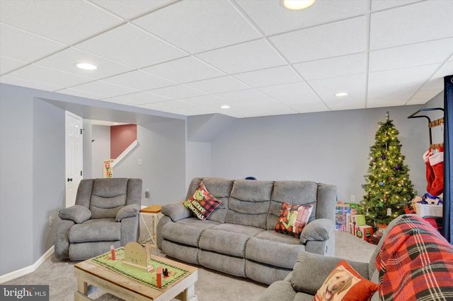 54 WOODMYRE LN, Enola, PA 17025