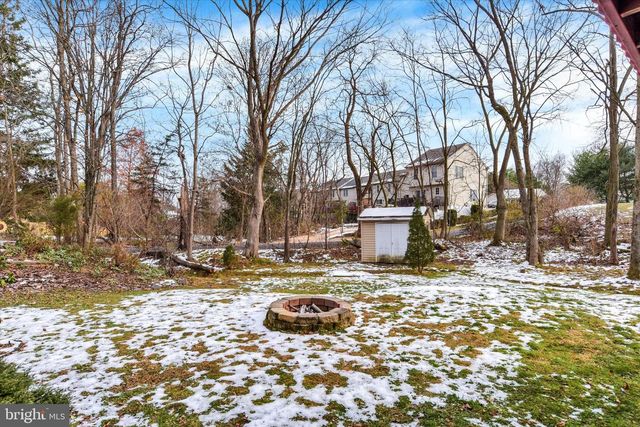 54 WOODMYRE LN, Enola, PA 17025