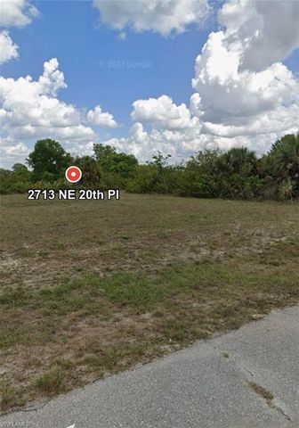 2713 NE 20th PL, Cape Coral, FL 33909